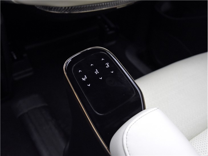 2023 New GAC Trumpchi M8 MPV PHEV