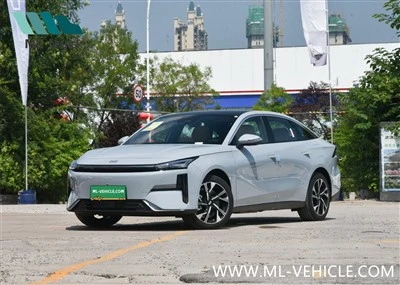 GEELY галактика L6