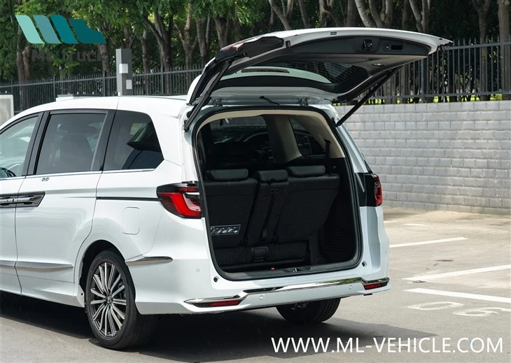 2024 Honda Elysion 2.0L E:HEV MPV