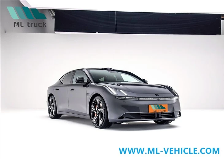 2024 Lynkco Z10 EV Sedan